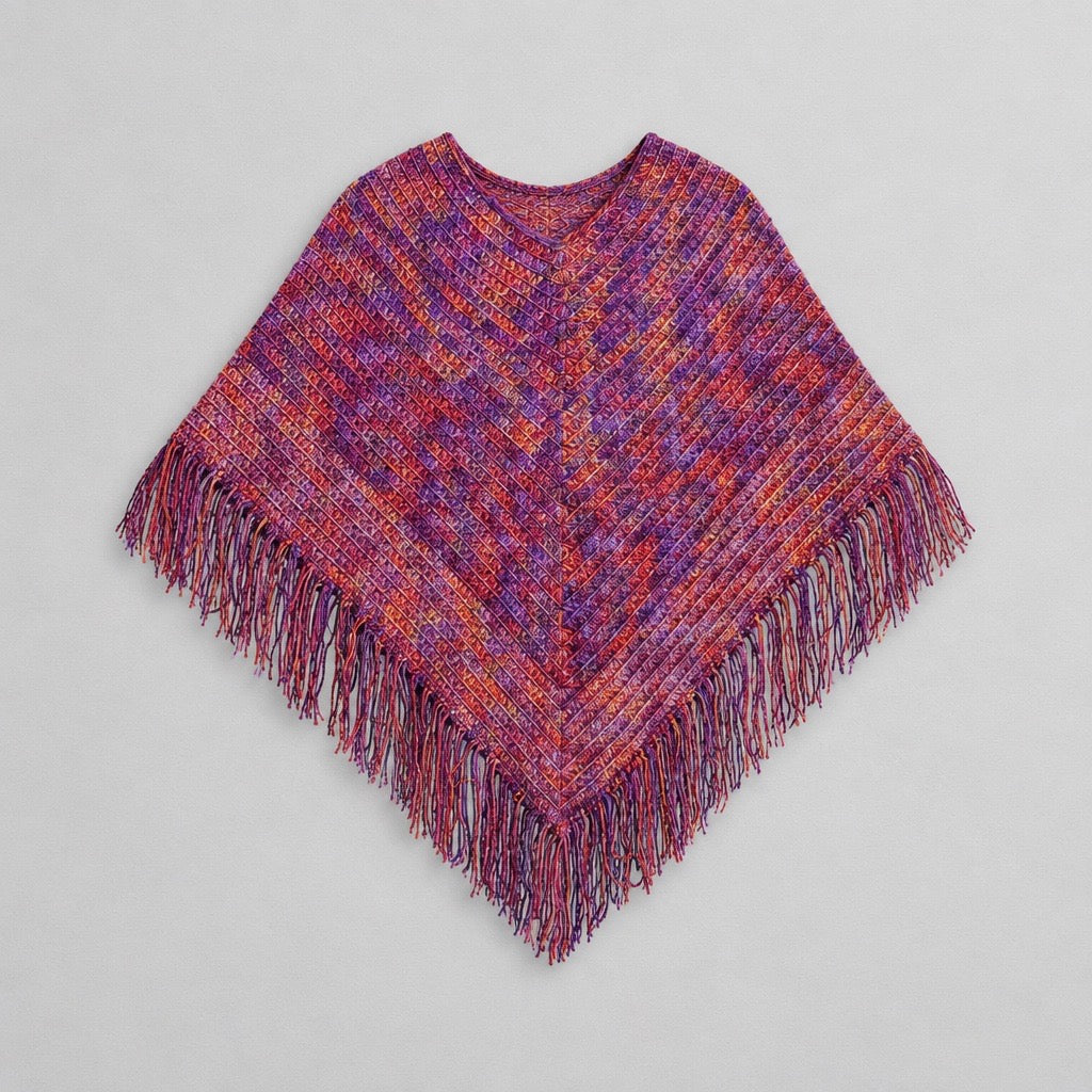 Poncho scollo a V all’uncinetto con frange | Sandrina